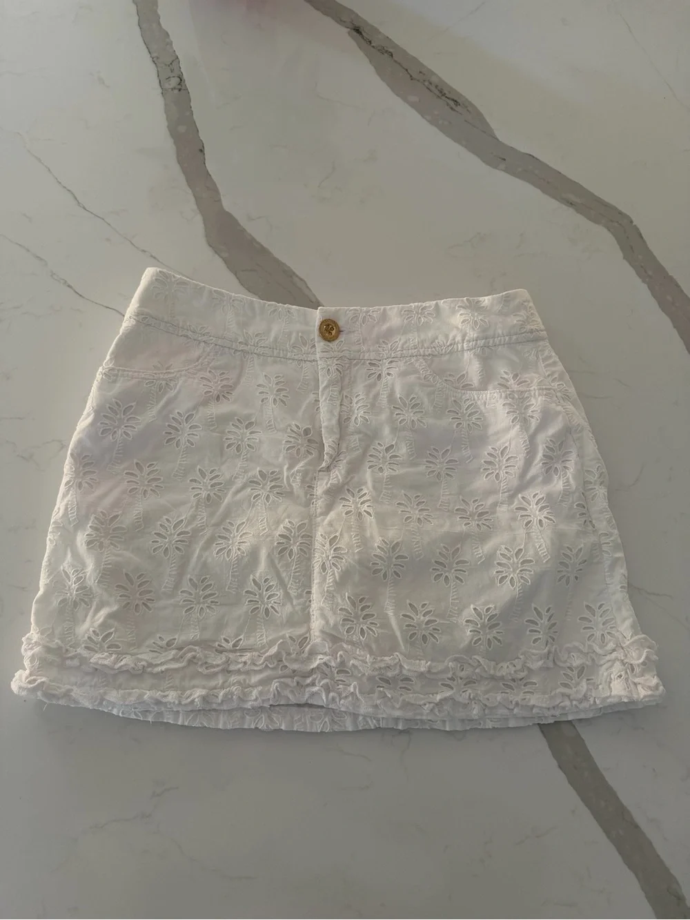 Lilly Pulitzer White Eyelet Palm Trees Mini Skort Ruffle Detail EUC Size 2
